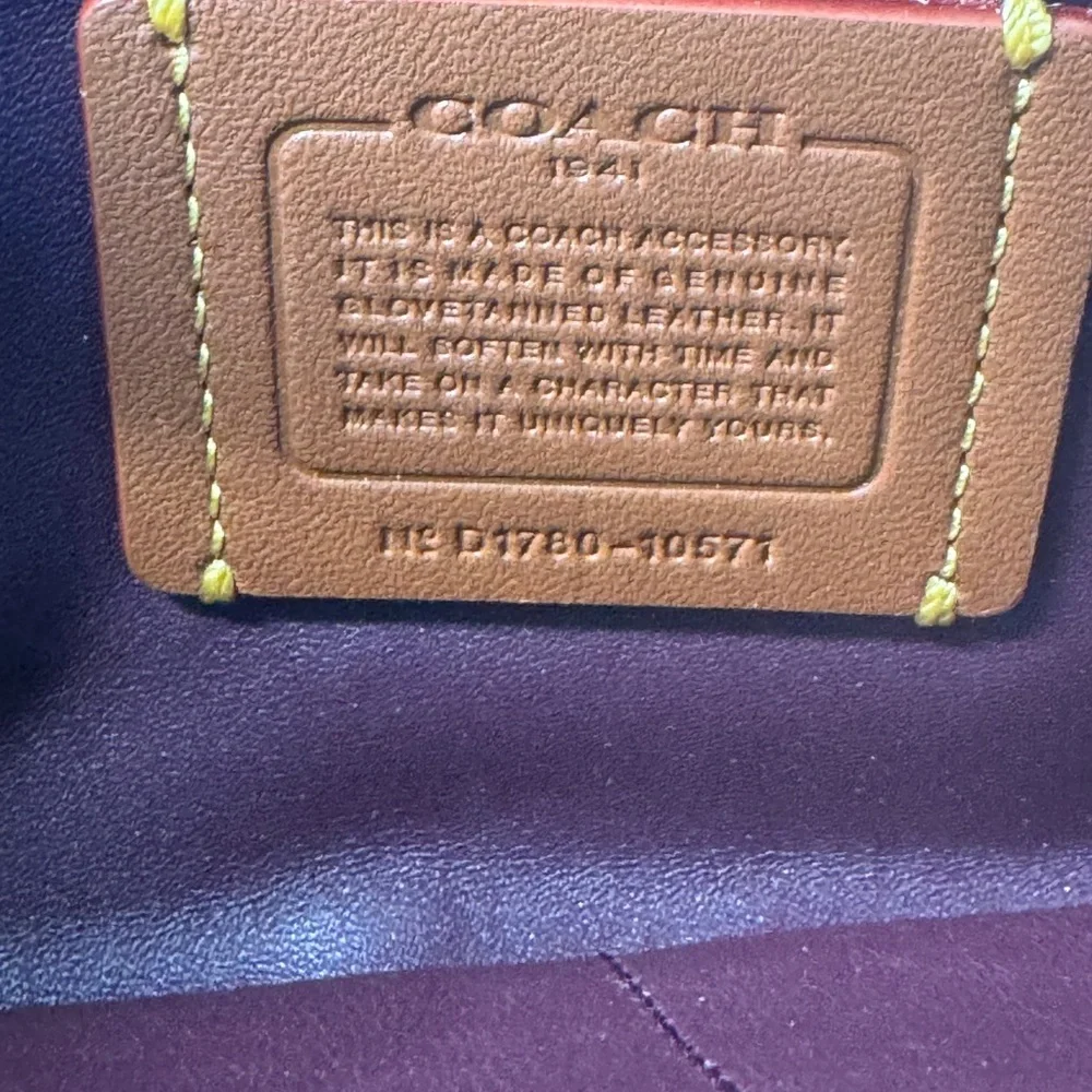 Coach Tan 1941 Link exotic phyton wallet rare multicolor leather zip around - Picture 3 of 14